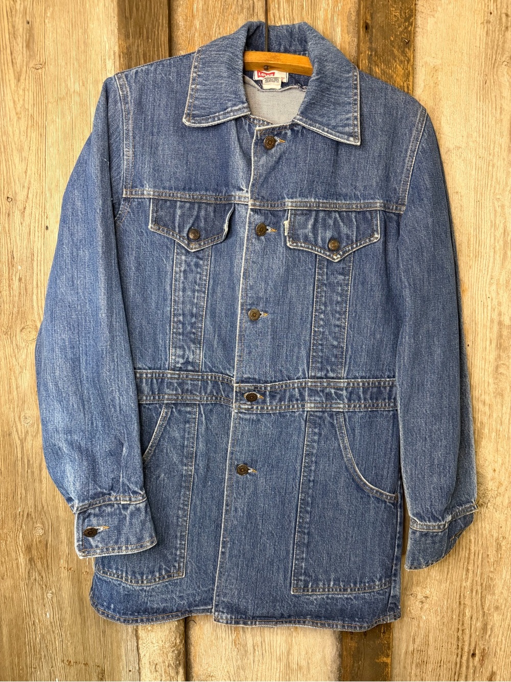 VTG 60s/70s Levi’s Big E Split Tail Long Denim Workwear Chore Coat Size Small